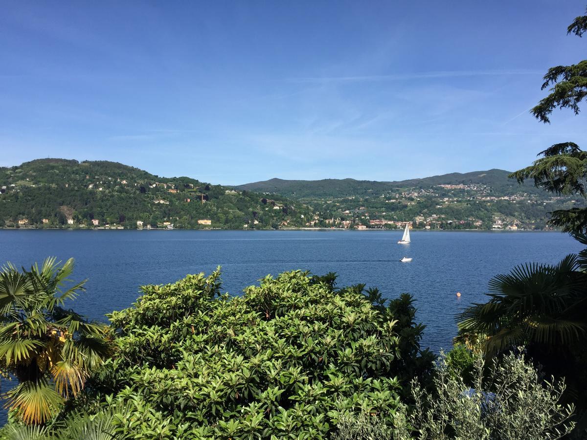 Hotel Lido Ranco Kültér fotó